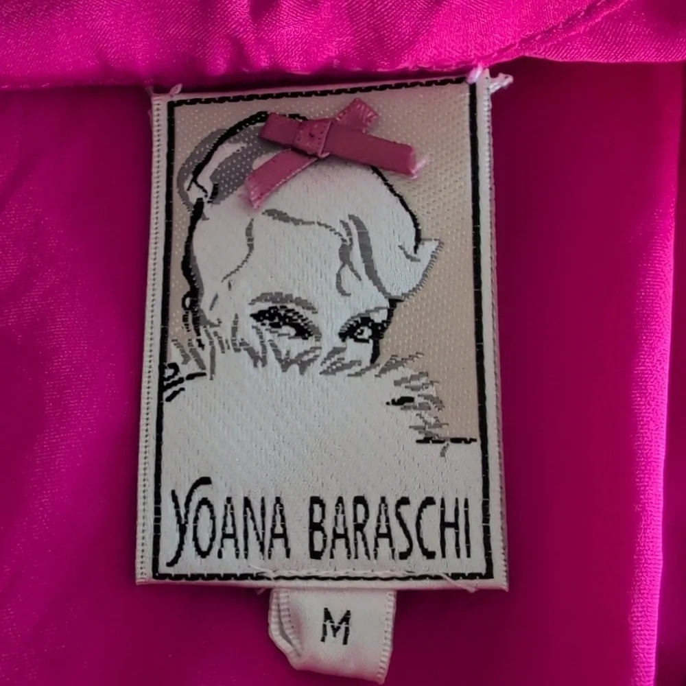 Yoana Baraschi yoana baraschi